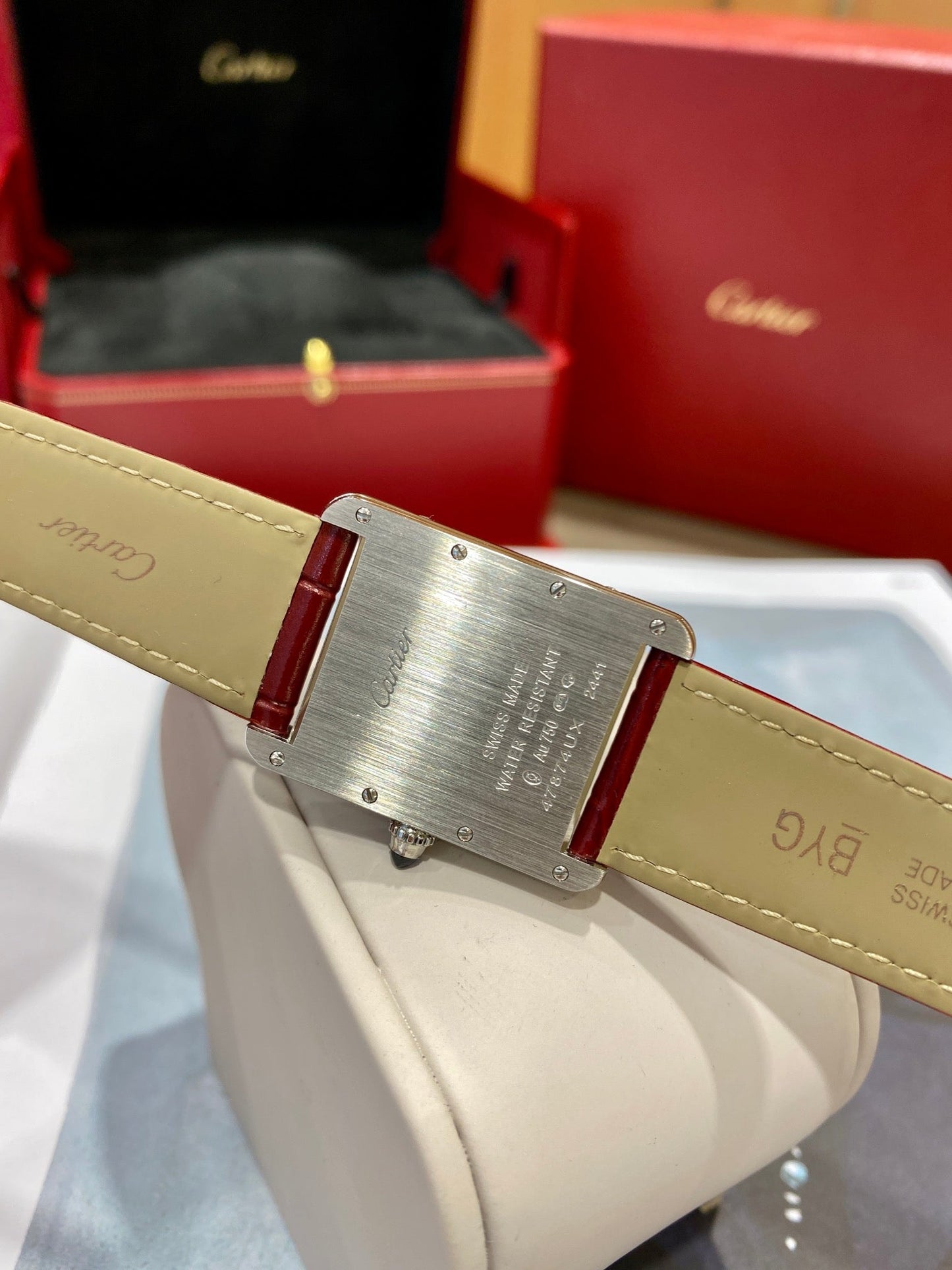 Cartier Tank 25.5mm Quartz Silver Red Dial