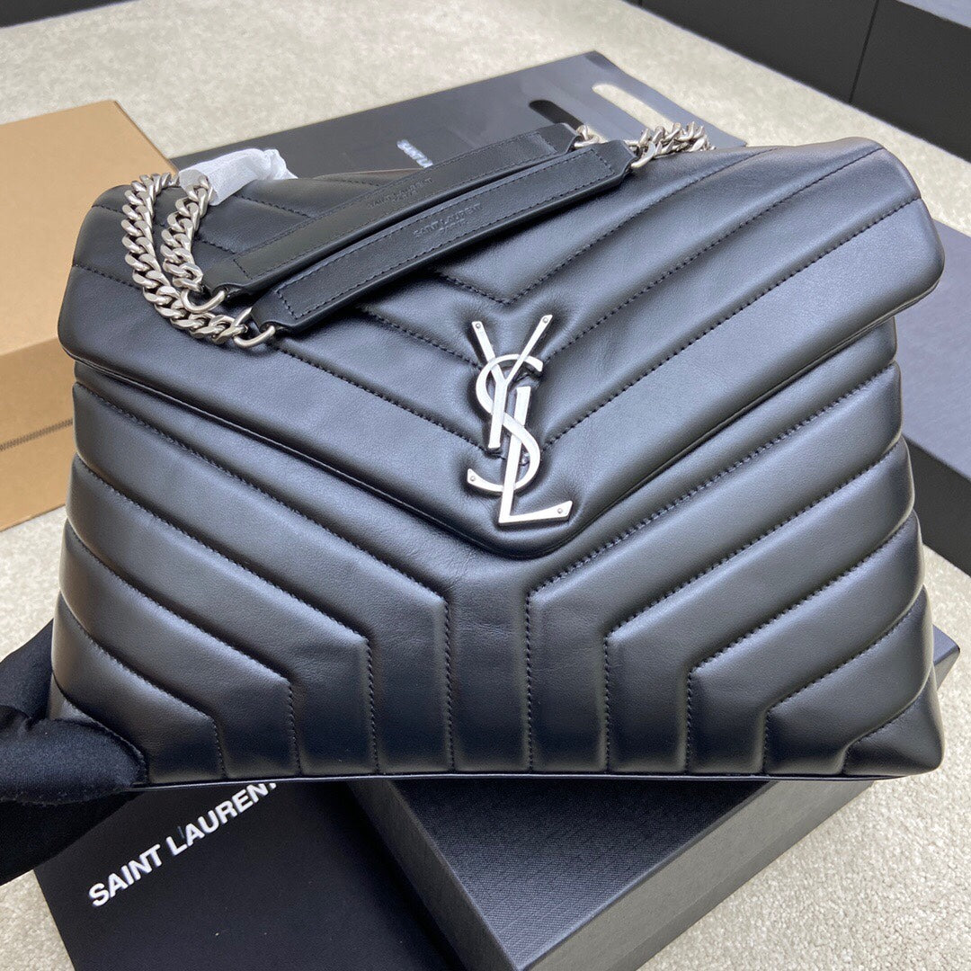 LOULOU MEDIUM 32 BLACK QUILTED LEATHER SILVER HARDWARE