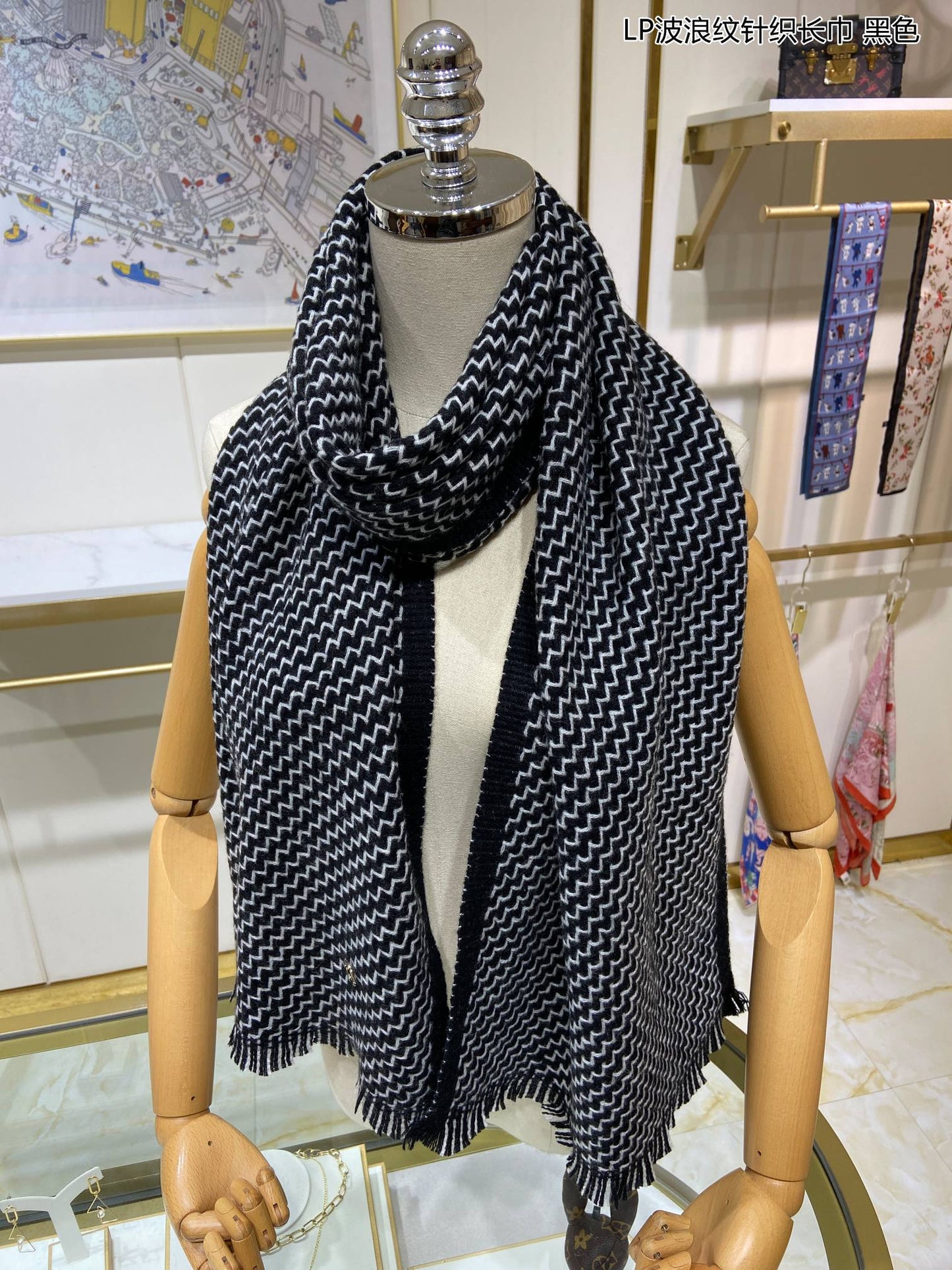 LP Scarf 190 CM In Black White Cashmere 645515