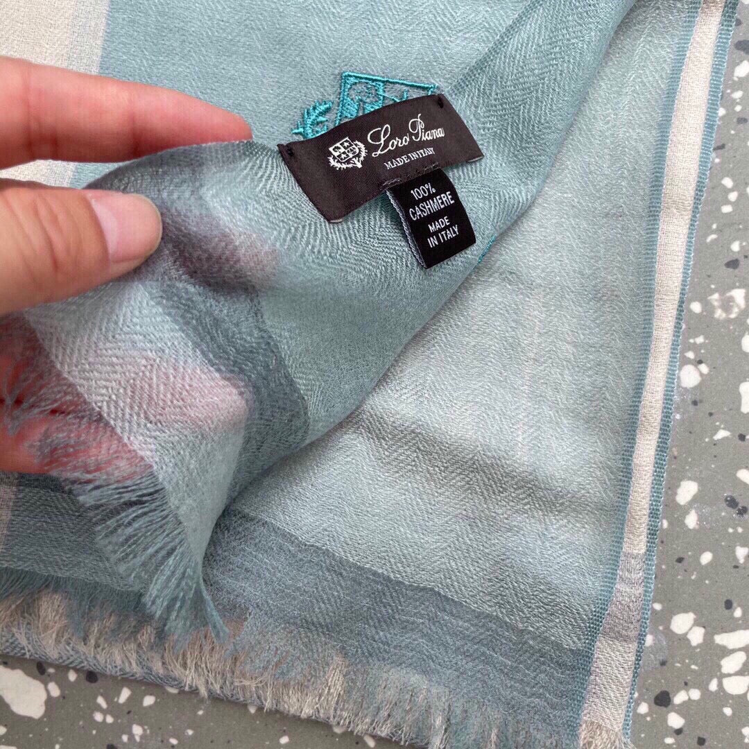 LP Quadrata Rainbow Scarf 200 CM In Beige Mix Turquoise Cashmere Silk 670020