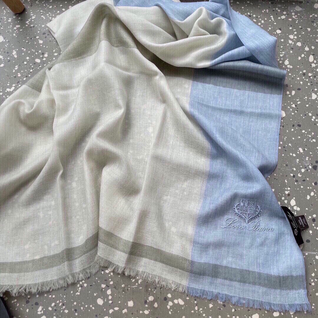 LP Quadrata Rainbow Scarf 200 CM In White Mix Blue Cashmere Silk 670021
