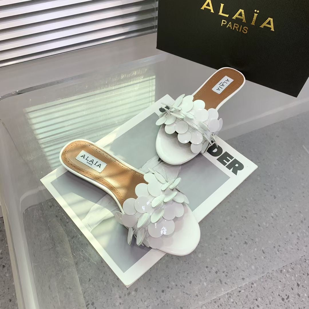 Alaia 25 Flower Slippers White Sheepskin 293161