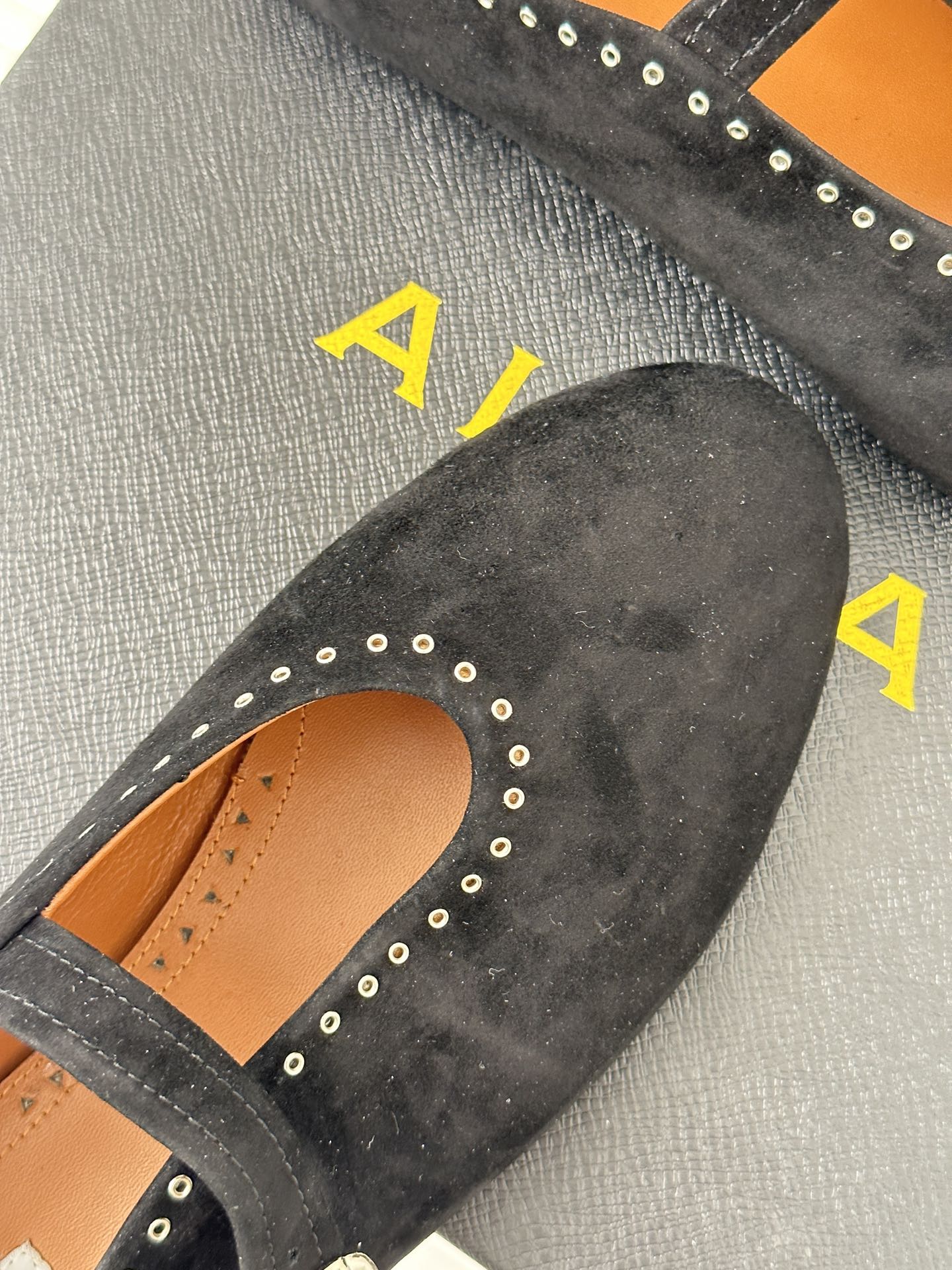 Alaia 25 Ballet Flats Black Suede 293240