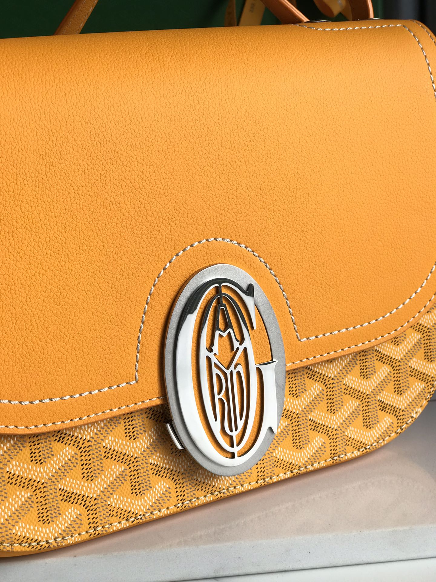 233 BAG 25 IN YELLOW CALFSKIN AND GOYARDINE CANVAS