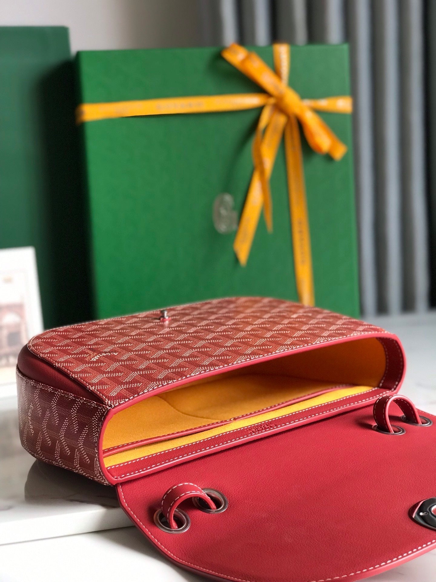 233 BAG 25 IN CLASSIC RED CALFSKIN AND GOYARDINE CANVAS
