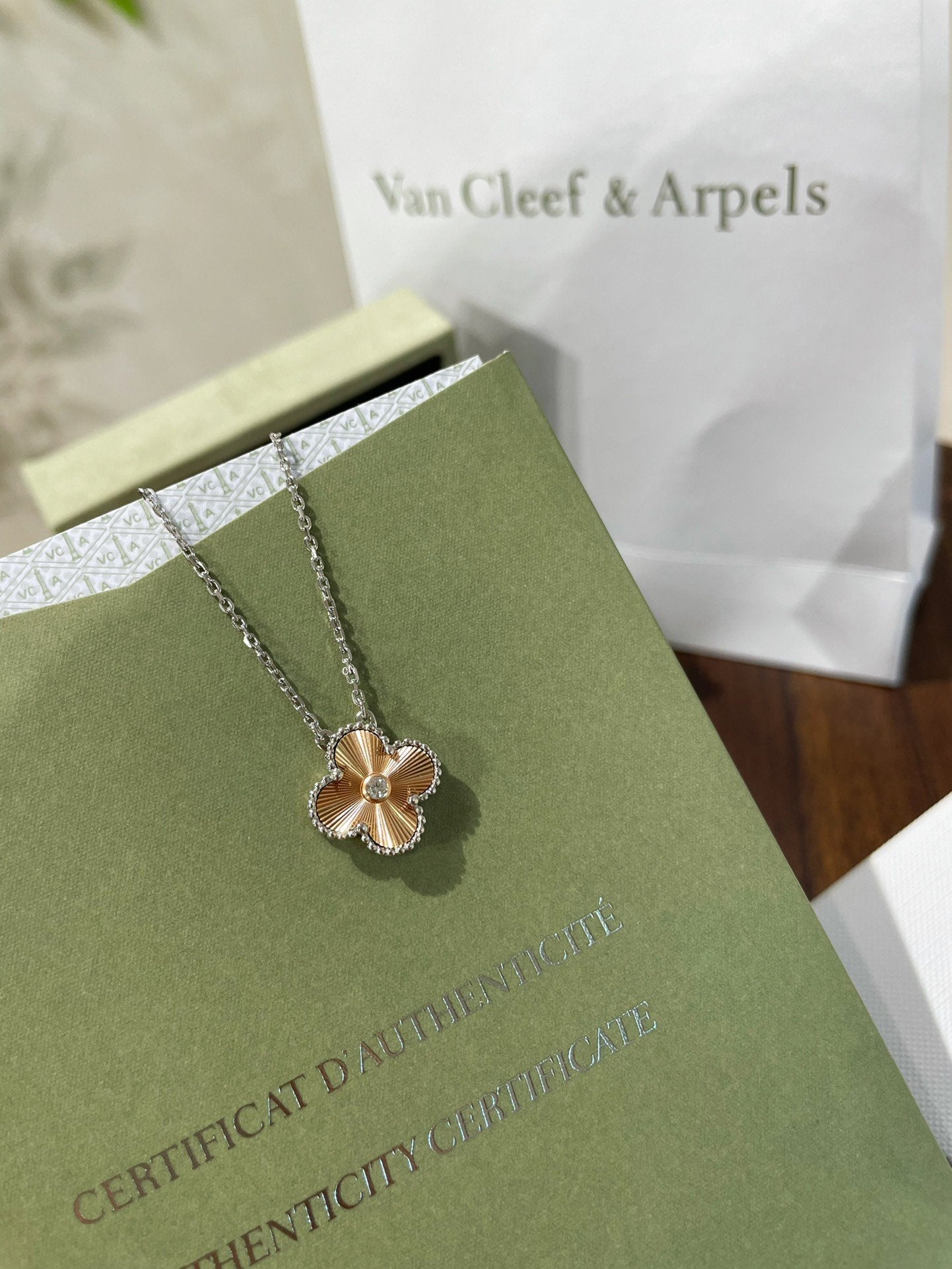 CLOVER 1 DIAMOND PINK GOLD SILVER NECKLACE
