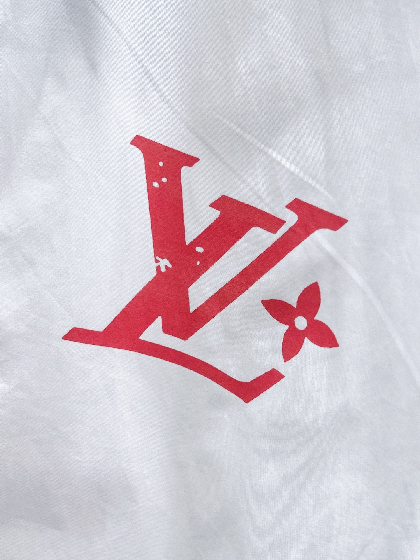 LV SHORT-SLEEVED SHIRT IN WHITE COTTON PINK LOGO 238814