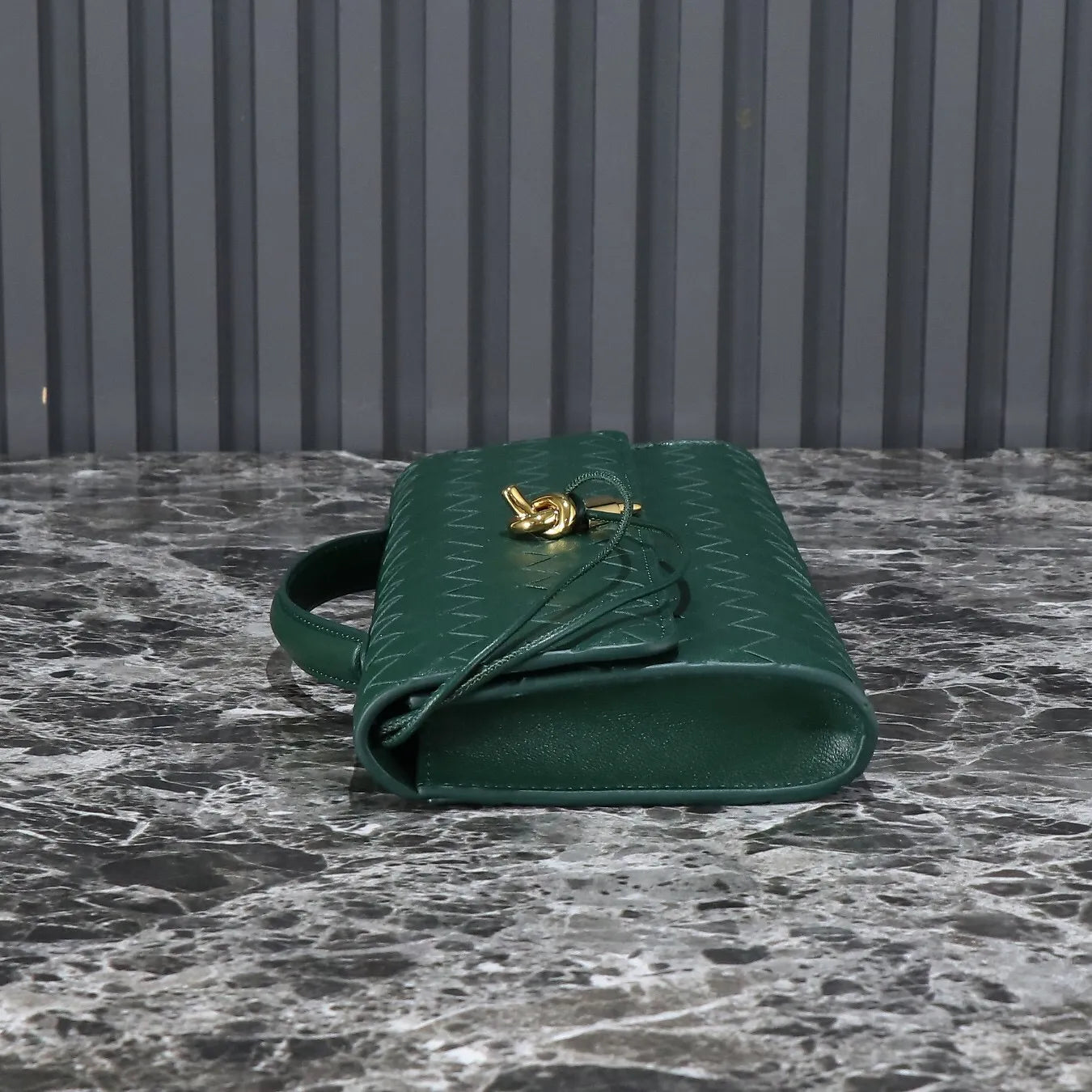 BV Long Clutch Andiamo With Handle 31cm Emerald Green Calfskin Ghw