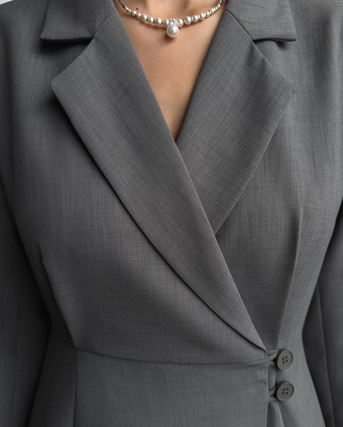 Blazer-Kleid mit Plissee-Rock