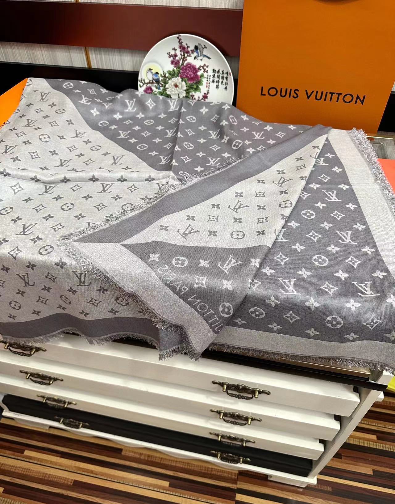 All About LV Monogram Scarf Gray Wool