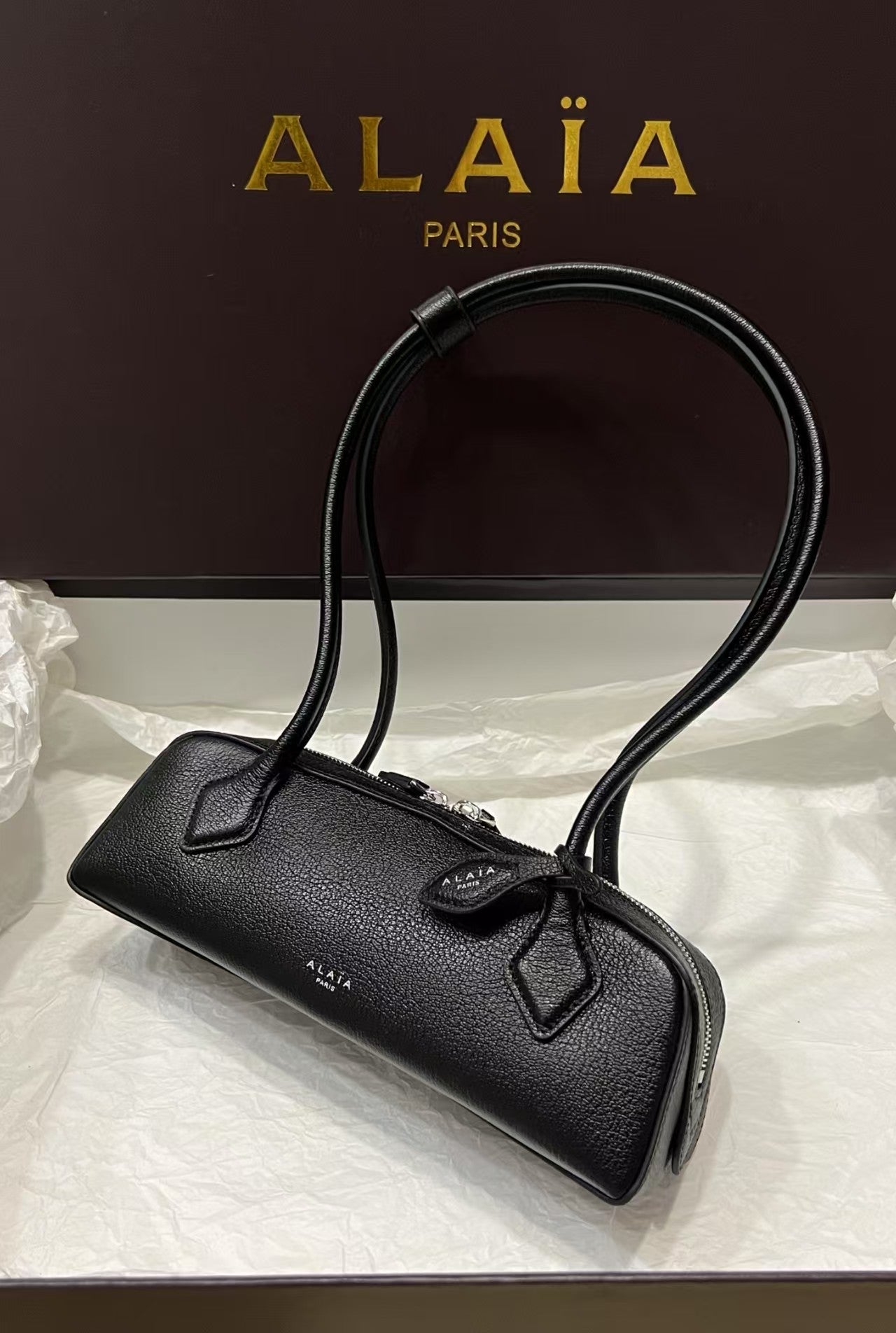 ALAIA 27 Le Teckel Medium Bag Black Lambskin