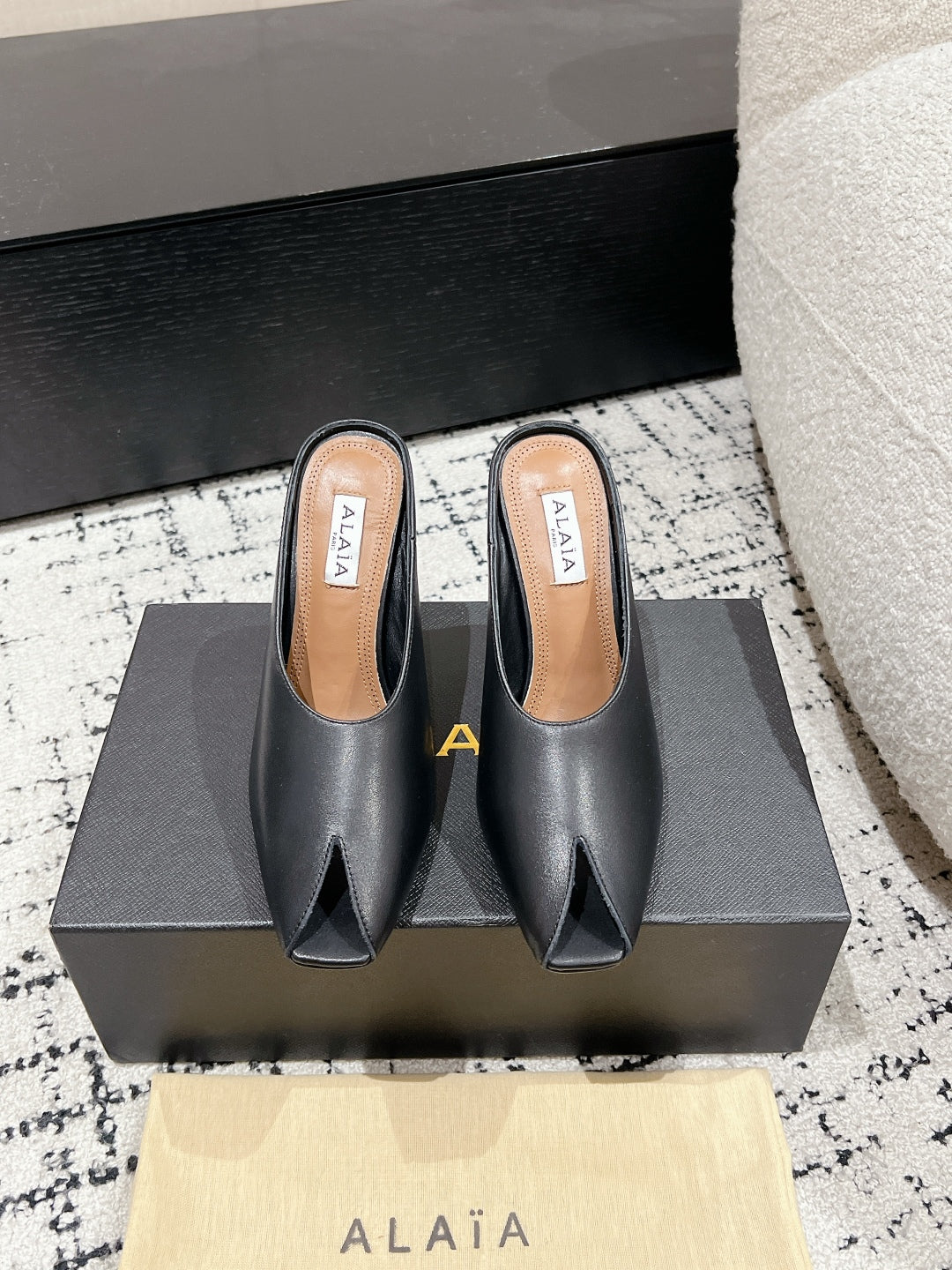 Alaia 25 Spike High Heel Mules Black Lampskin 293181