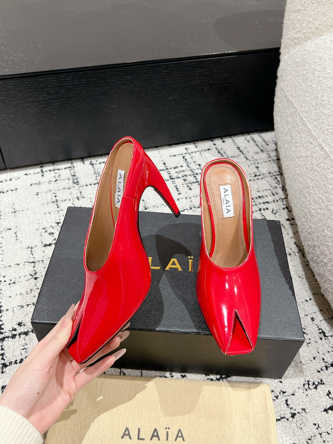 Alaia 25 Spike High Heel Mules Red Lampskin 293183
