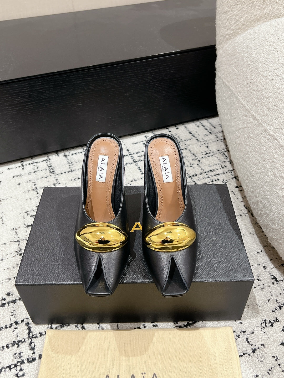 Alaia 25 Azzedine High Heels Mules With Gold Hardware Black Calfskin 293185