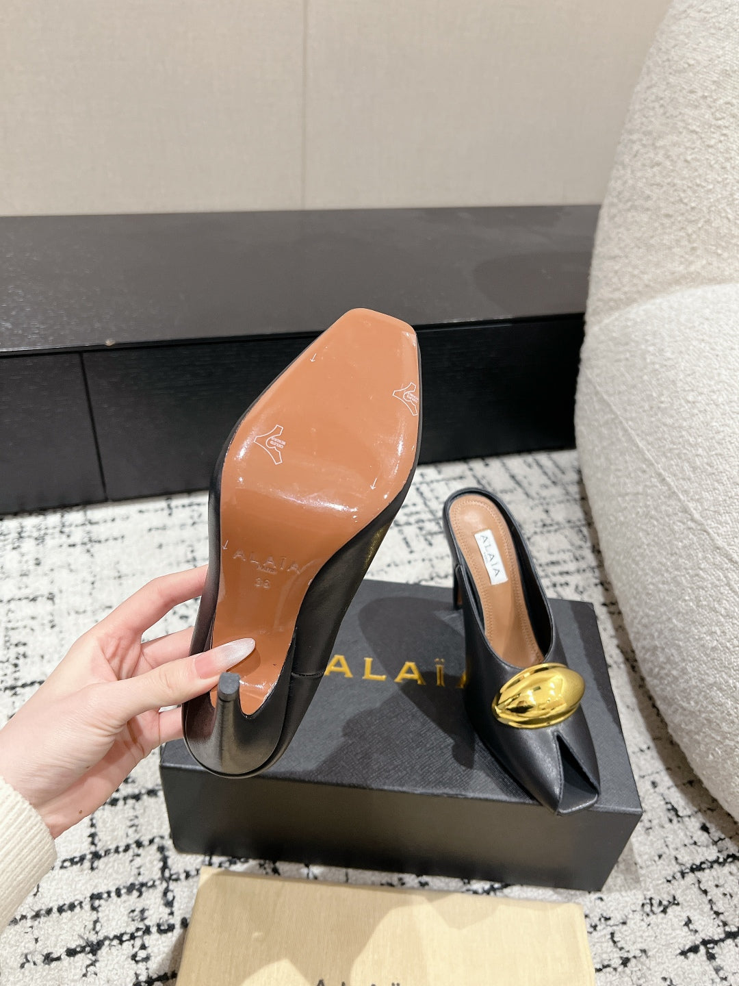 Alaia 25 Azzedine High Heels Mules With Gold Hardware Black Calfskin 293185
