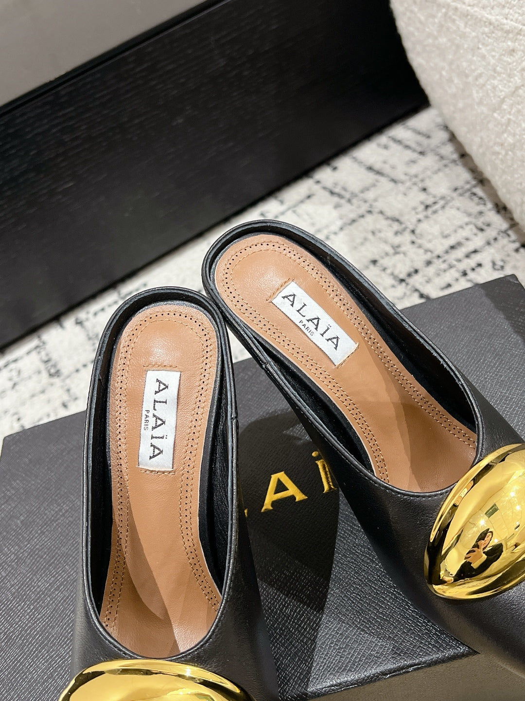 Alaia 25 Azzedine High Heels Mules With Gold Hardware Black Calfskin 293185