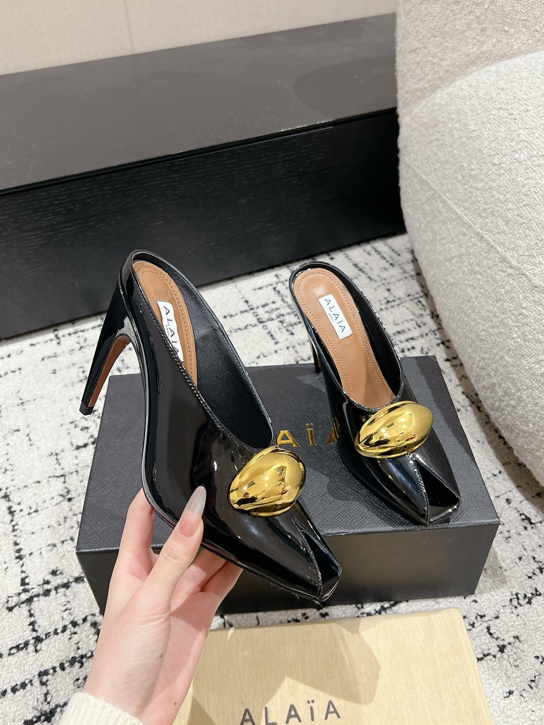 Alaia 25 Azzedine High Heels Mules With Gold Hardware Glossy Black Calfskin 293188