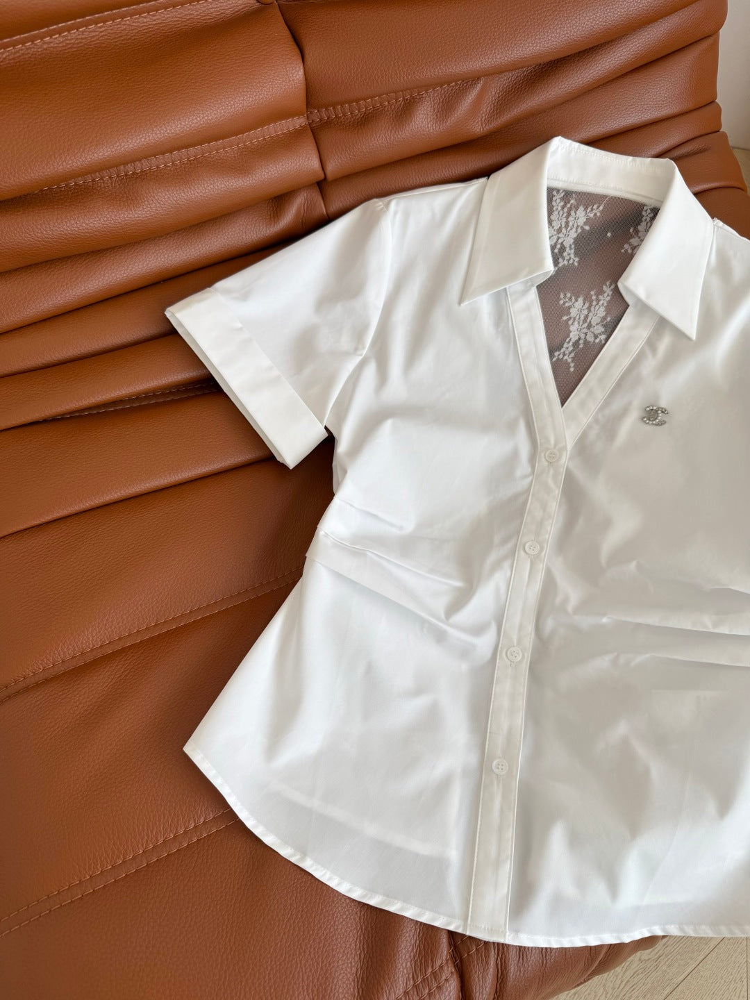 CC 25 Lace Backless Shirt White Cotton
