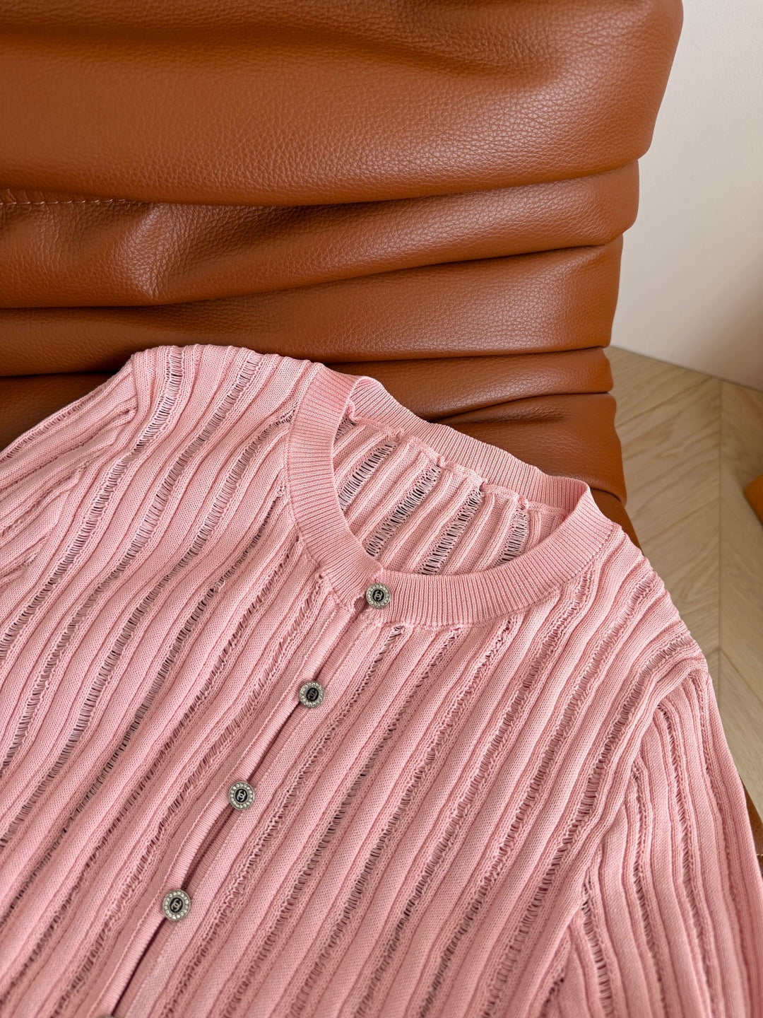 CC 25 Cardigan Black Pink Wool