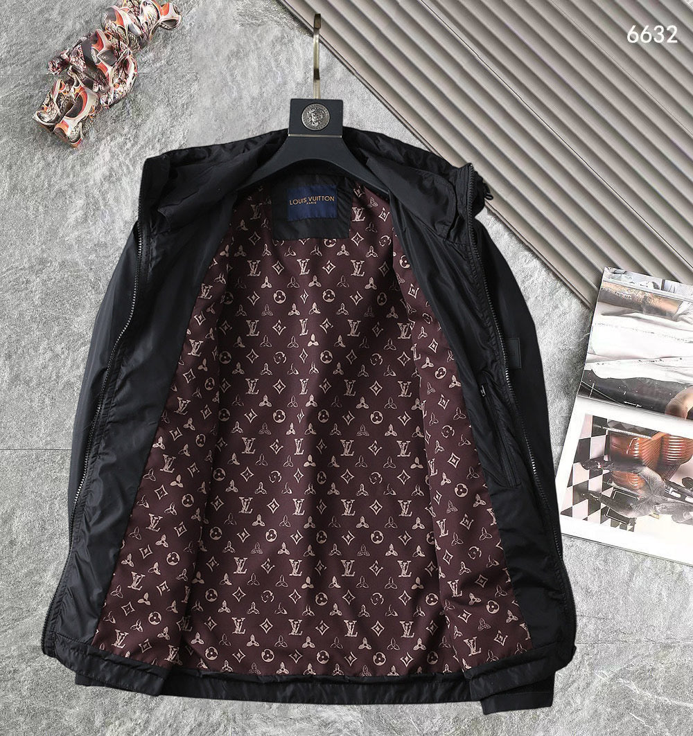 LV BLACK HOODED JACKET 238974