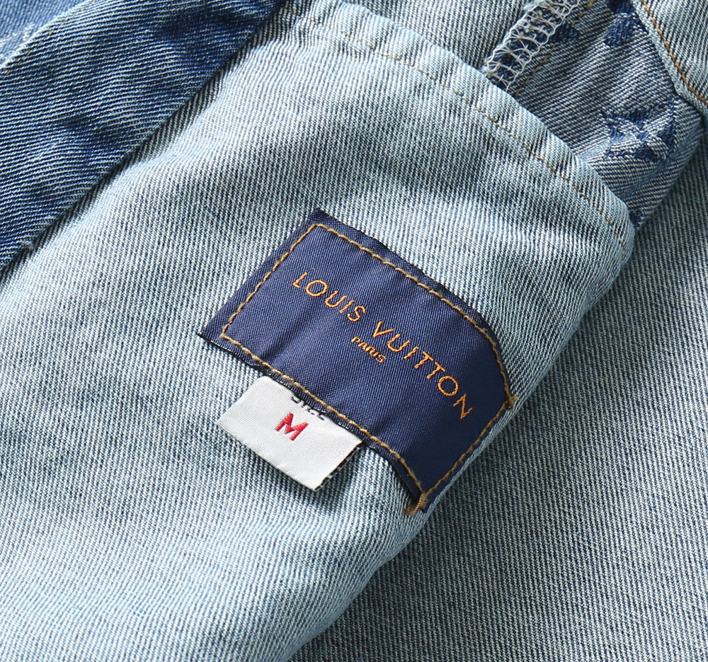 LV LIGHT BLUE MONOGRAM DENIM SHIRT JACKET 238981