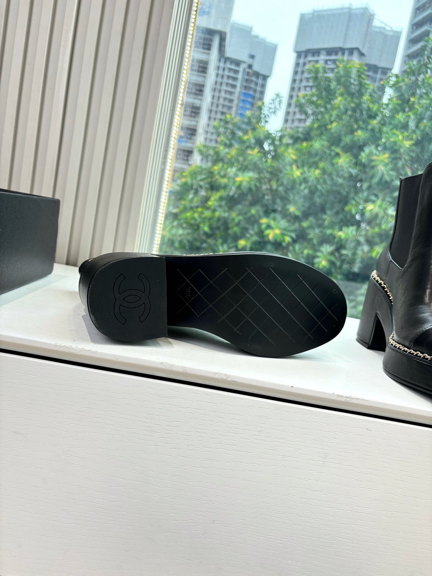 CC 25 Short Boot Black Calfskin 430304
