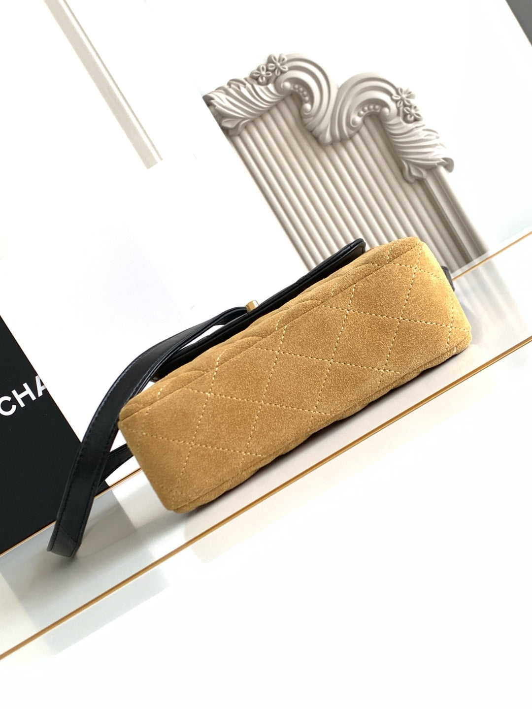 CC 25A Shoulder Bag Brown Black Suede