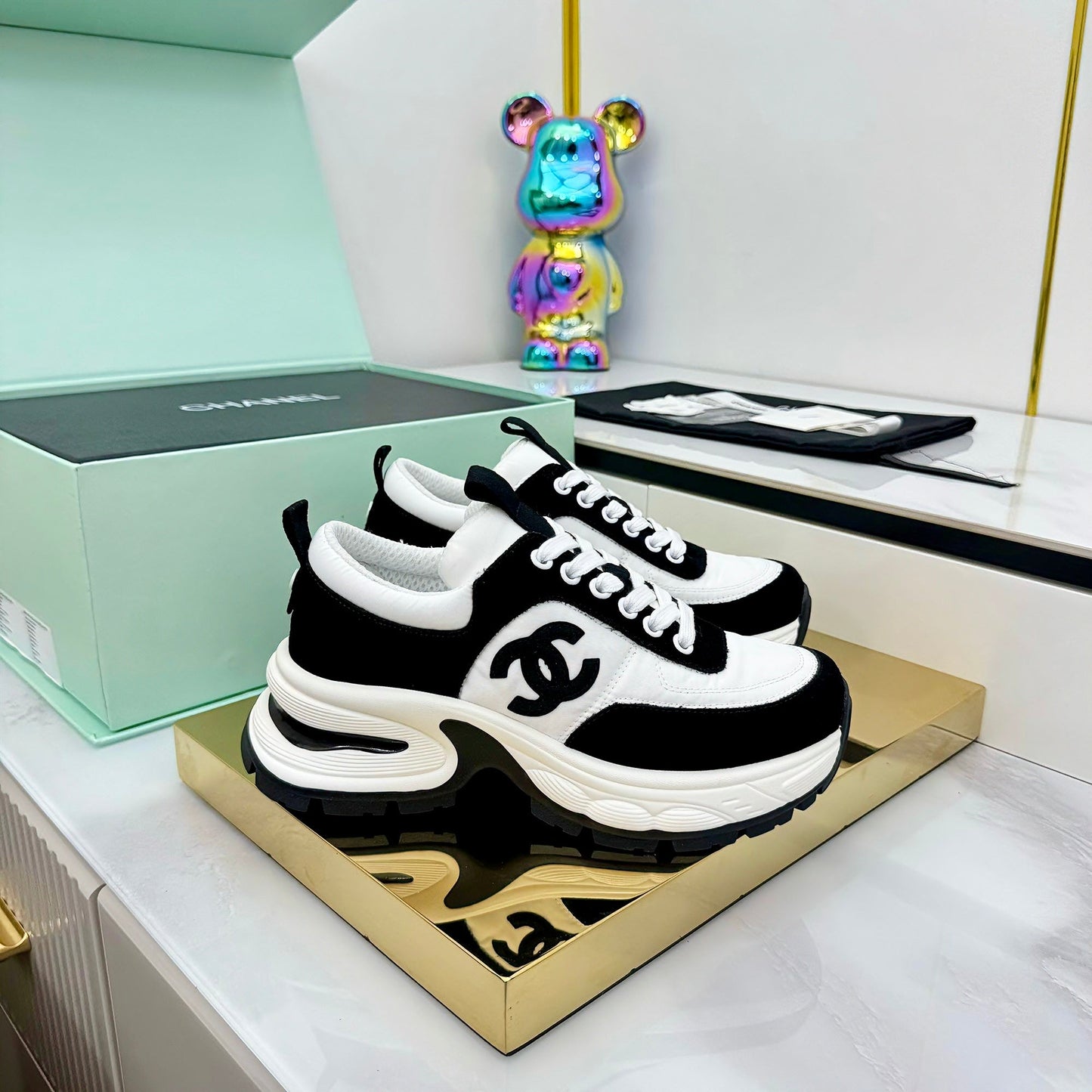 CC 25 Sneaker Black White Cowhide 331171