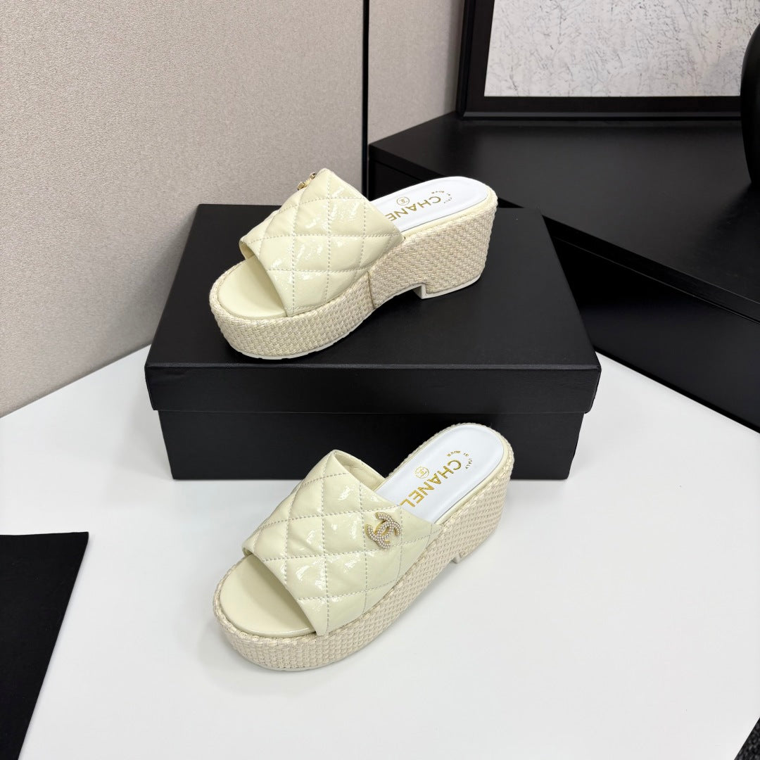 CC 25 Platform Slides Cowhide and Sheepskin 270783