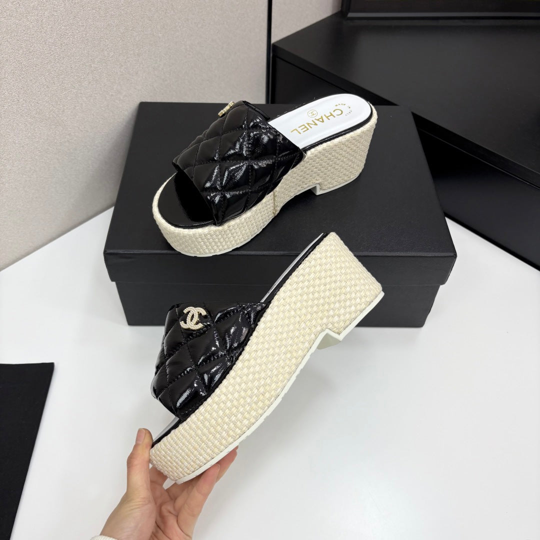 CC 25 Platform Slides Cowhide and Sheepskin 270783