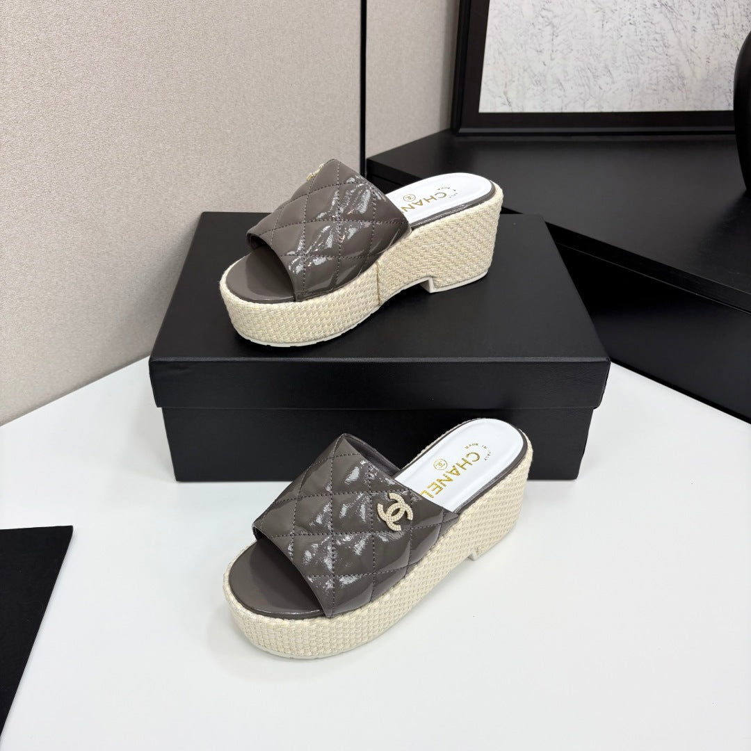 CC 25 Platform Slides Cowhide and Sheepskin 270783
