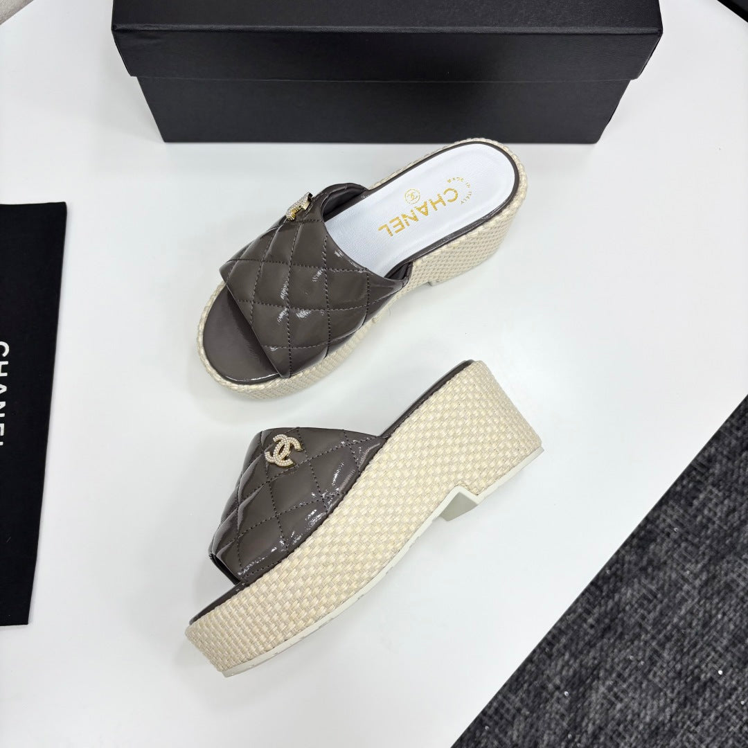 CC 25 Platform Slides Cowhide and Sheepskin 270783