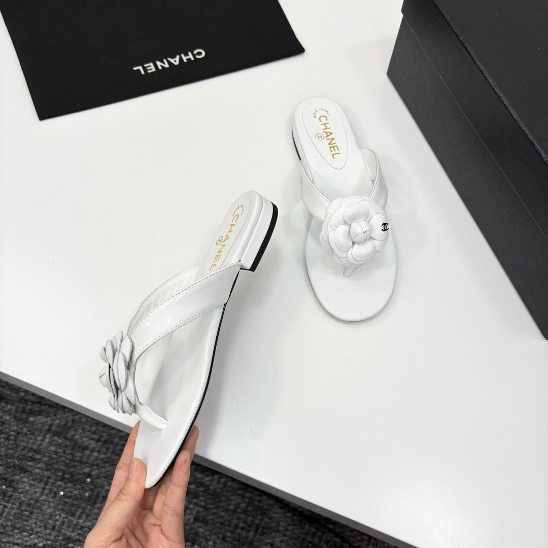 CC 25 Thong Sandal Sheepskin 270792
