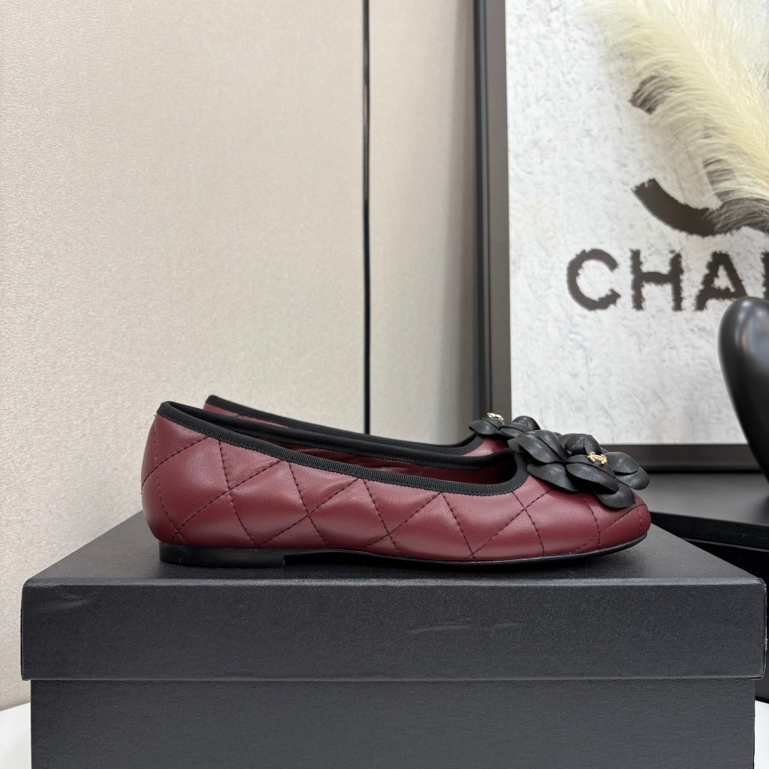 CC 25 Ballet Flat Flower Burgundy Quilted Calfskin