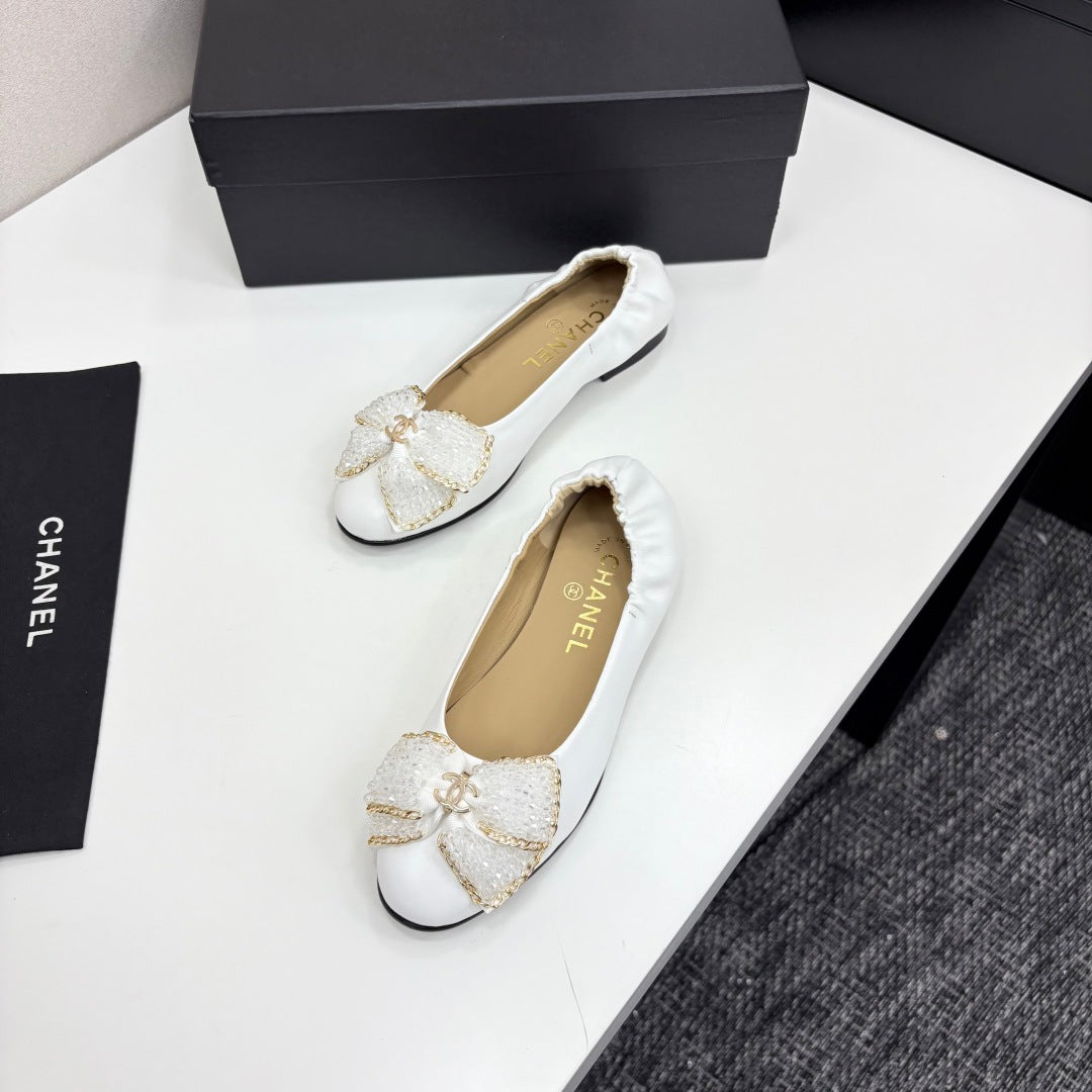CC 25 Diamond Ballet Flats White Sheepskin 331788