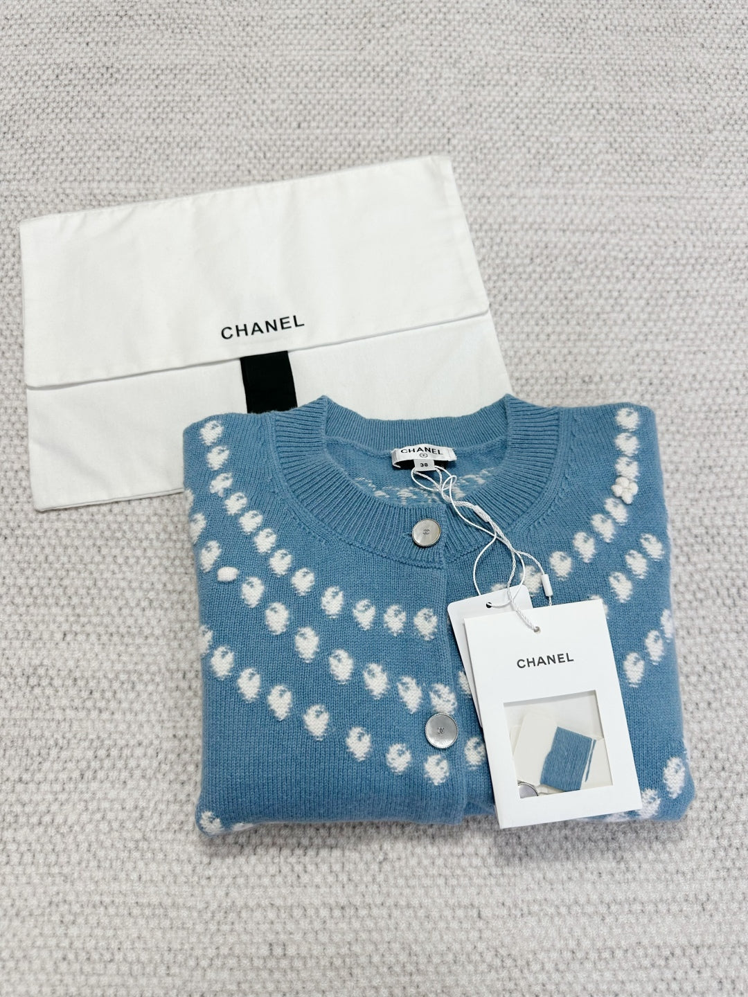 CC 25 Pearls Cardigan Blue Cashmere