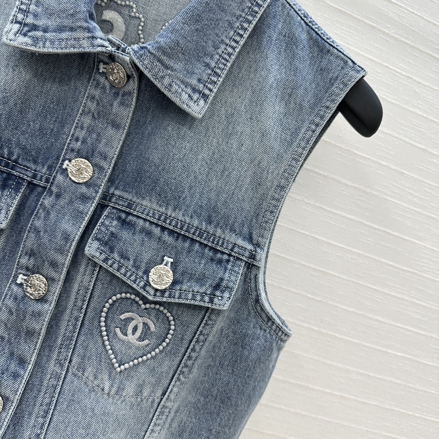 CC 25 Embroidered Vest Jacket Blue Denim Cotton