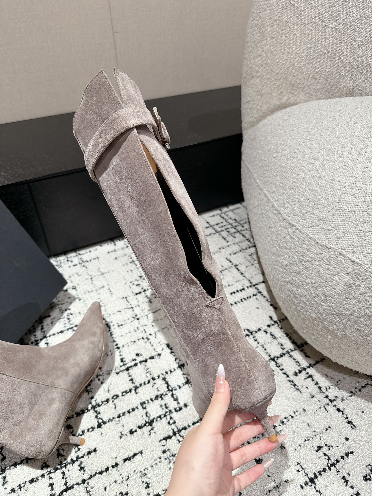 Alaila High Boots 60mm In Light Grey Suede 916739