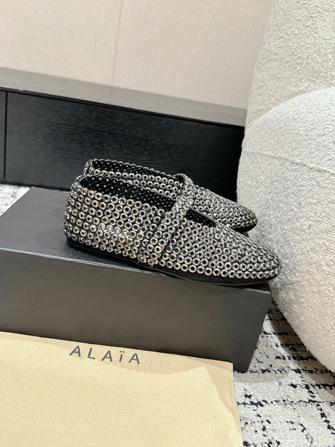 Alaia 25 Embellished Mary Jane Flats Silver Suede 293180