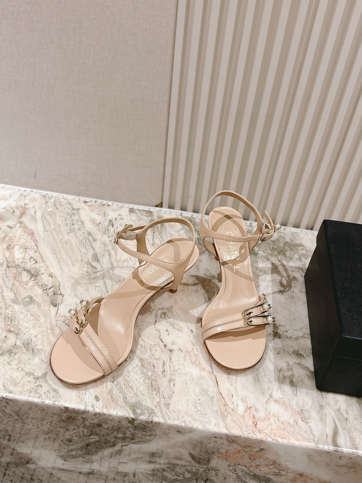 CC 25 Sandal Heels Sheepskin 267851