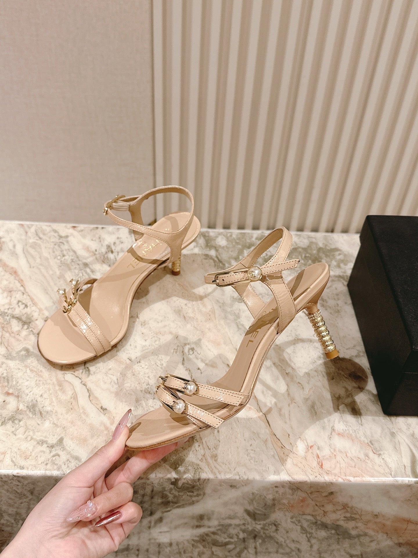 CC 25 Sandal Heels Sheepskin 267851