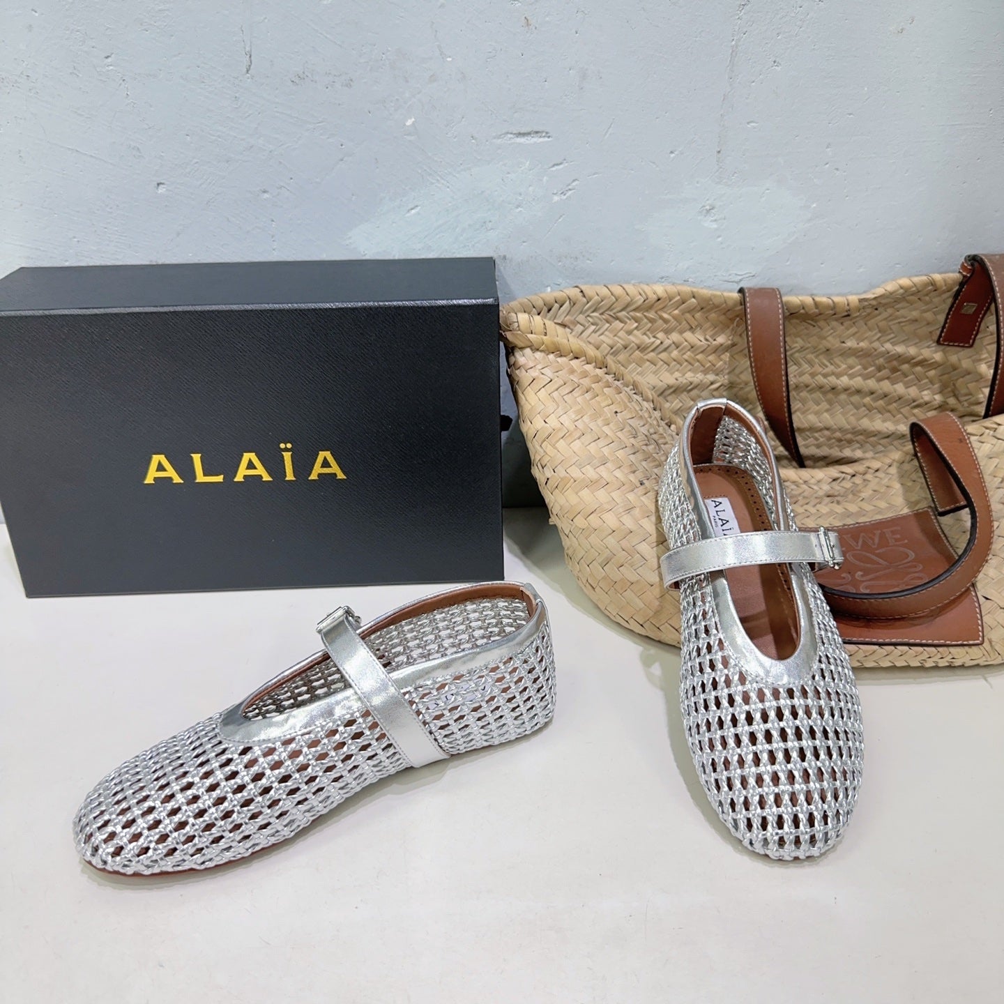 Alaia 25 Marry Janes Ballet Flats Silver Wool Sheepskin 300457