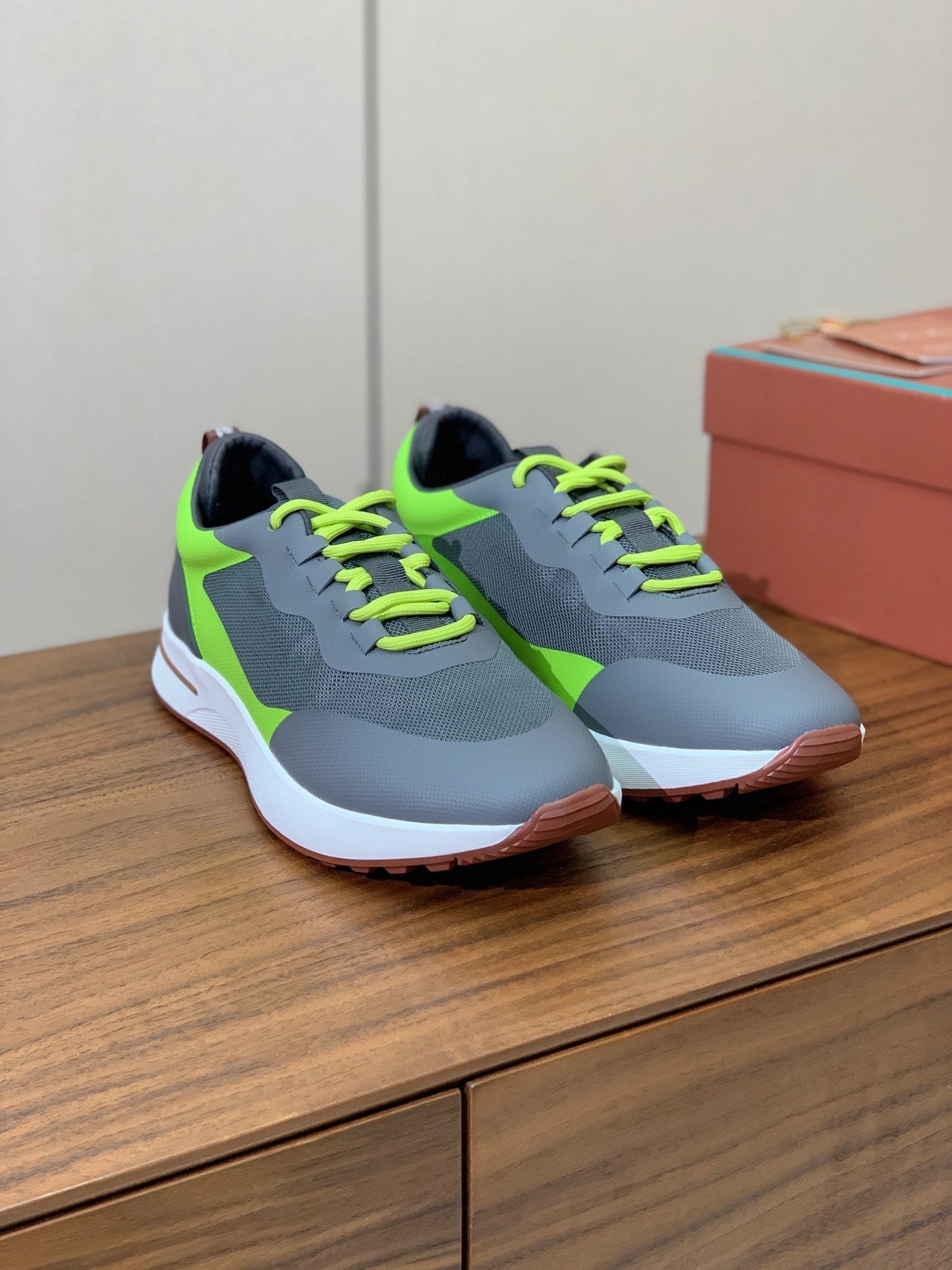 LP Week-End Walk Sneaker In Grey Mix Chartreuse Mesh Fabric 984410