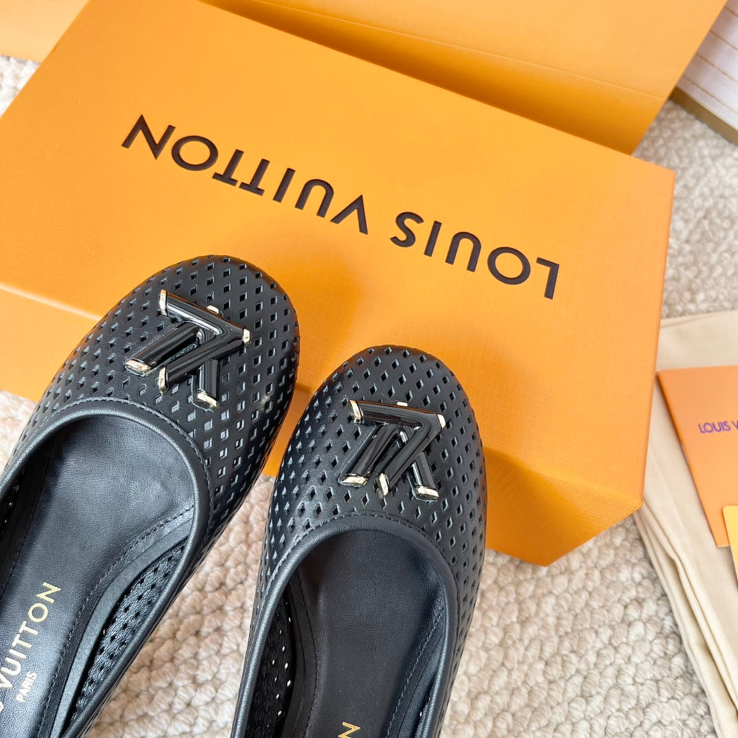 LV Shake Flat Ballerina Black Cowhide