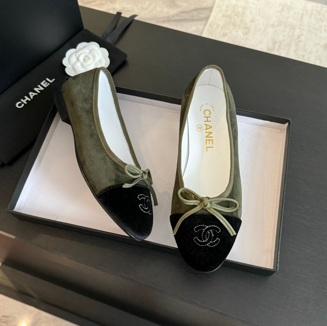 ballet flat moss green suede and black canvas