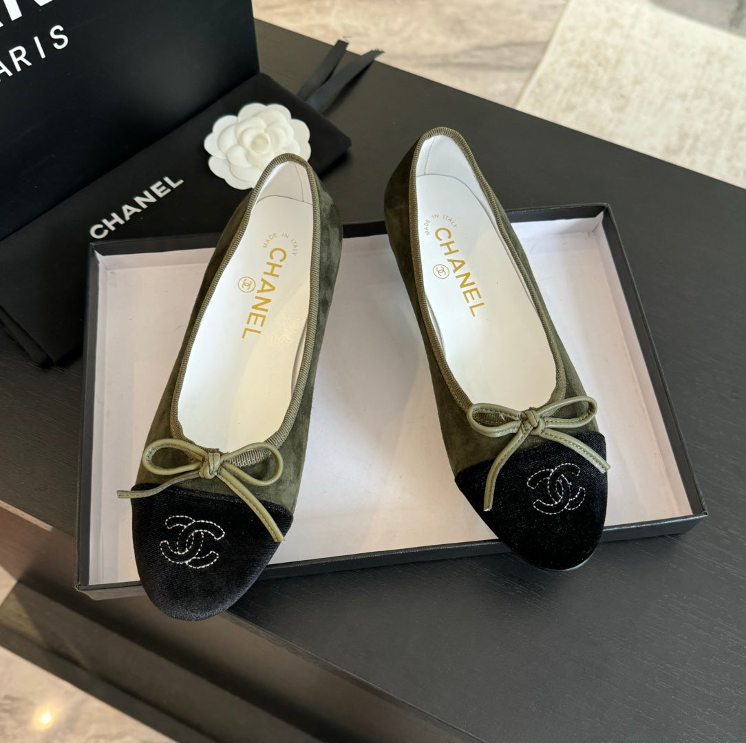 ballet flat moss green suede and black canvas