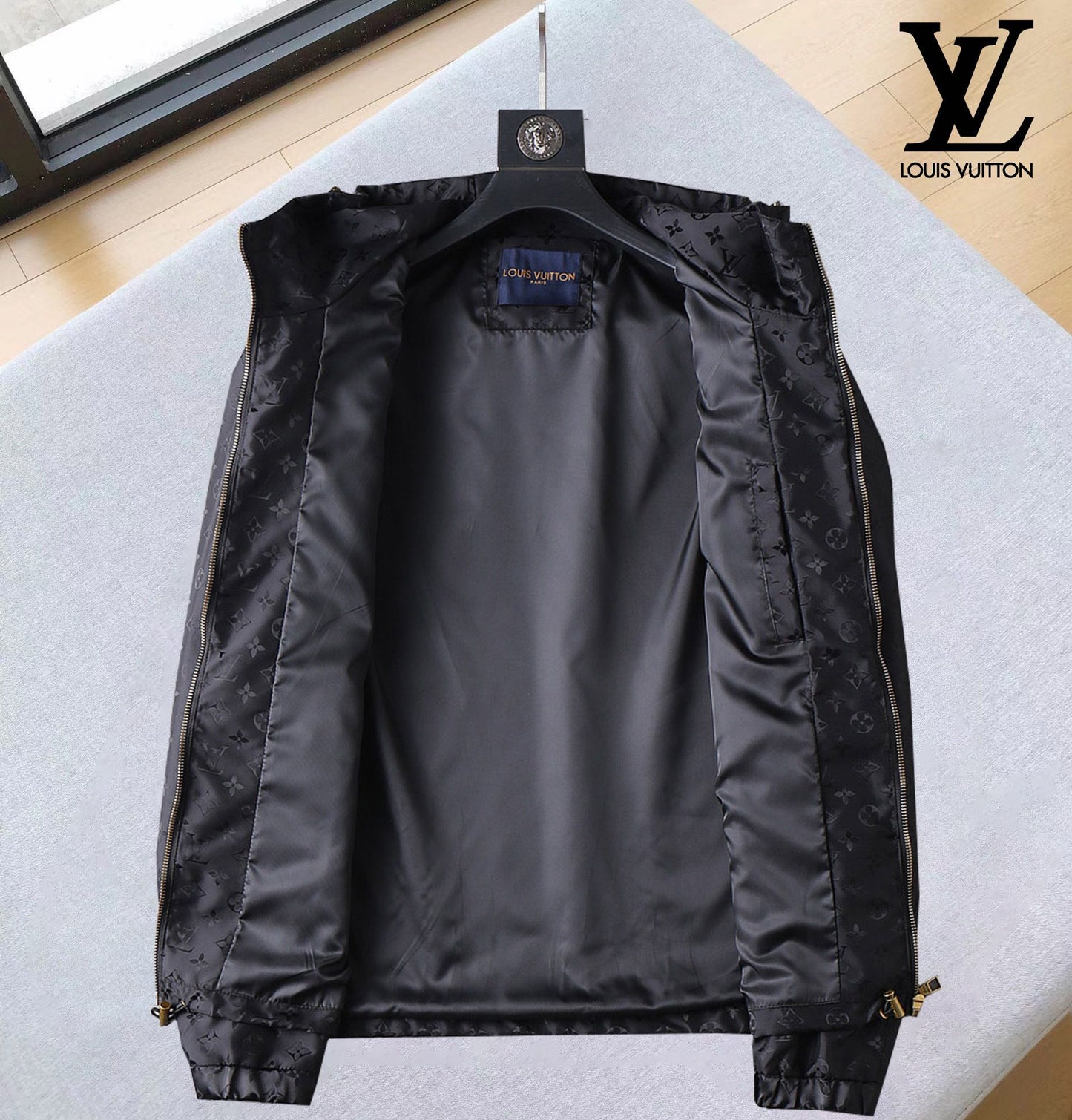 LV BLACK MONOGRAM JACKET 239043