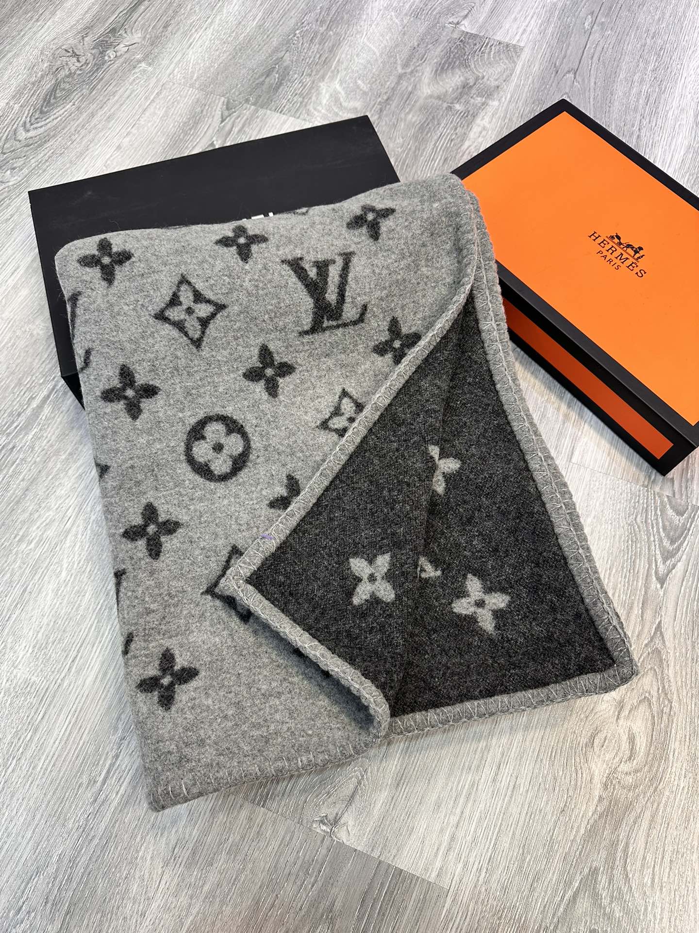 LV Neo Monogram Black White Wool Cashmere