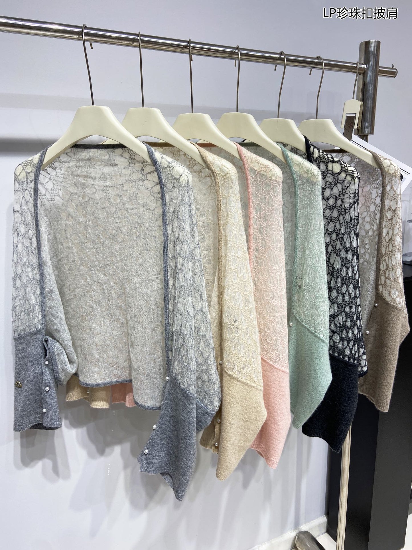LP Pearl Button Scarf 135 CM In Grey White Cashmere 416913