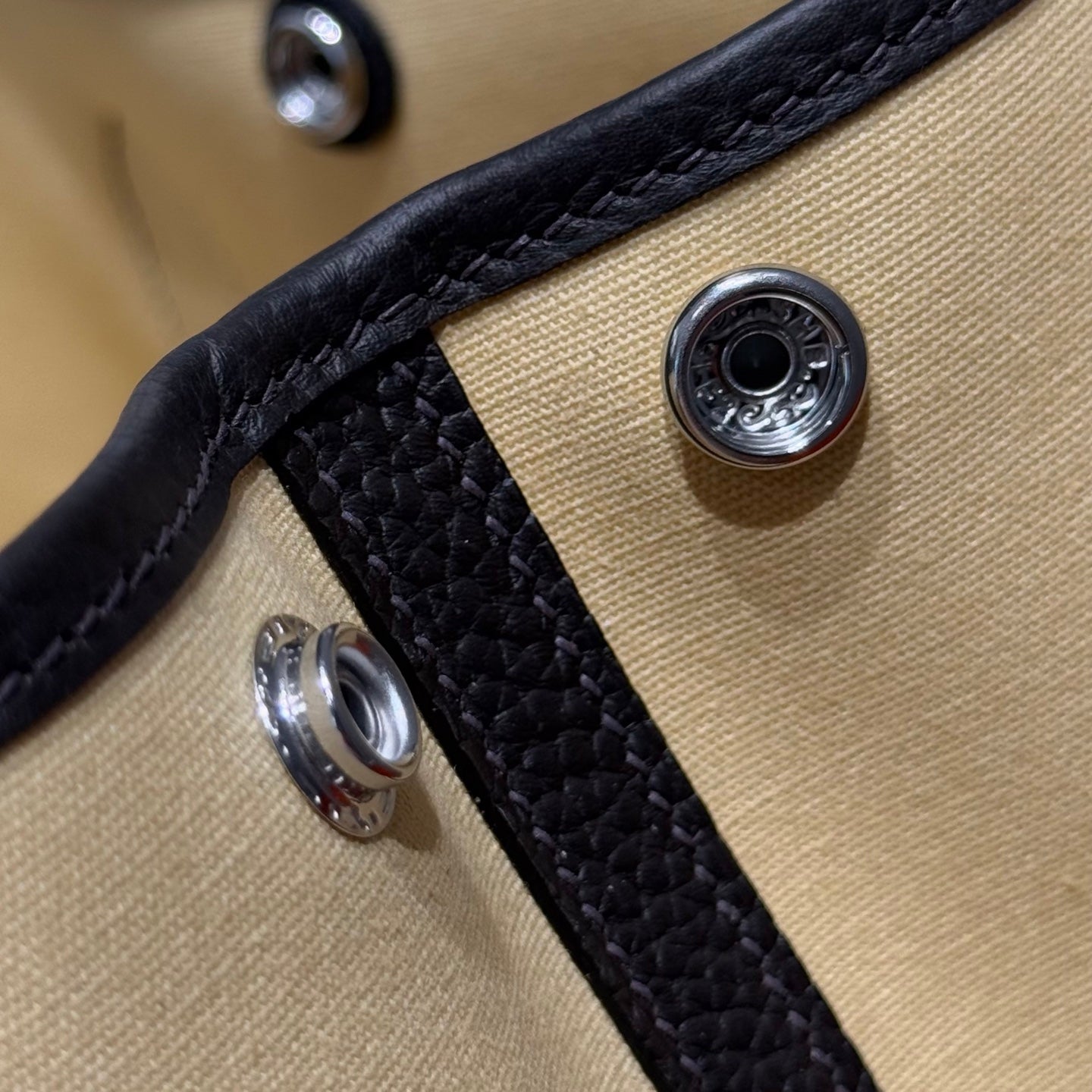 Picotin Lock 18 Gold Swift Calfskin Multicolor Canvas